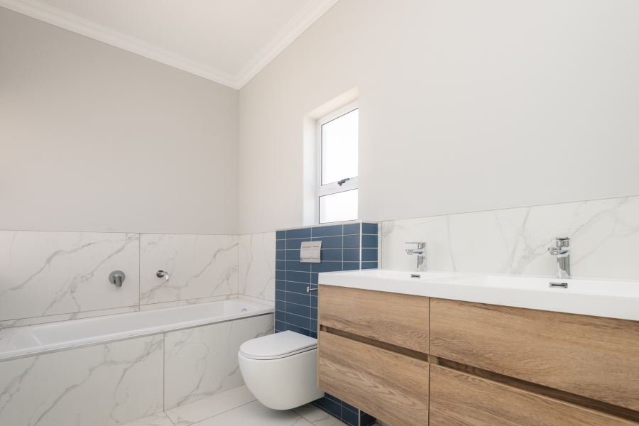 4 Bedroom Property for Sale in Langebaan Country Estate Western Cape